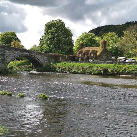 The Bridge Cottage Llanrwst Bagian luar foto